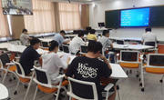 电子科学与技术系开展6月师风师德专题学习
