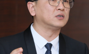 陈  尧