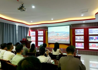仪器科学与光电工程学院组织师生党员观看中国人民抗日战争暨世界反法西斯战争胜利80周年大会