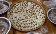 三下乡 | “爷爷奶奶，吃饺子啦！”这盘包着爱的饺子，端进了罗塘村幸福院